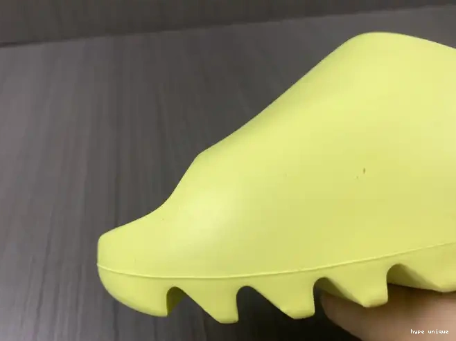 hype GX6138 Adidas Yeezy Green Slide 0510